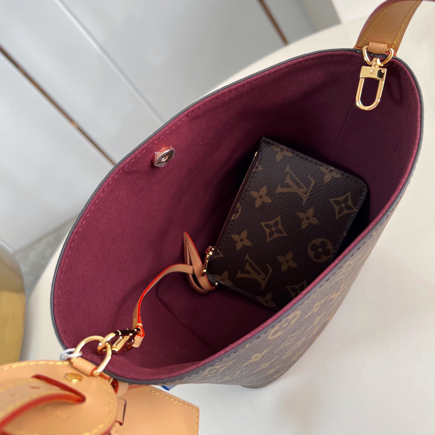 LV Designer Bag Shoulder Bag Luxury Bag Purse Tote Classic Logo Women's Tramp Bag High Quality Leather Crossbody  Fashion Printed Hand Bag