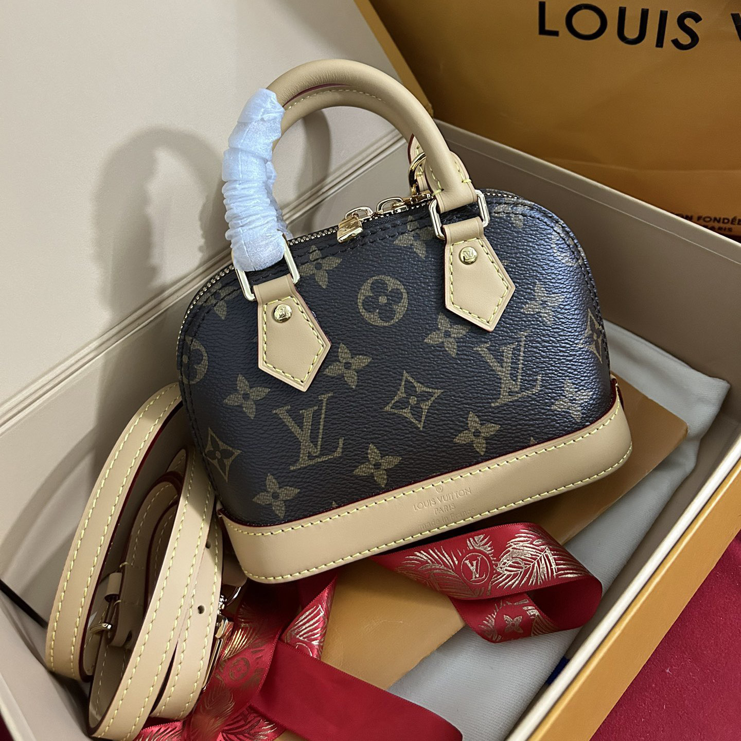 LV Designer Women's Shoulder Bag Luxury Bag Detachable Shoulder High Quality Leather Crossbody Fashion Bag