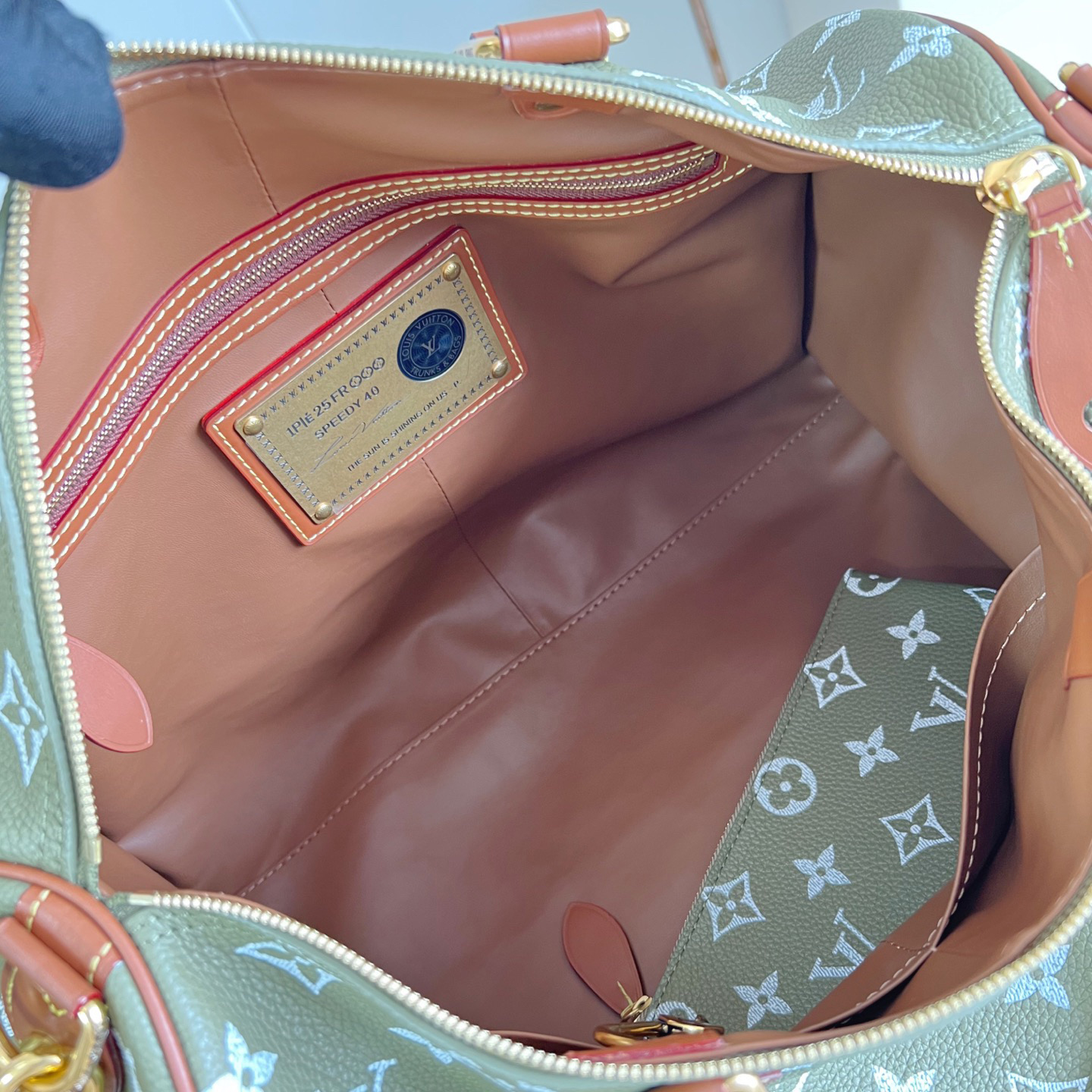 LV Designer Bag Shoulder Bag Luxury Bag Purse Tote Classic Logo Women's Tramp Bag High Quality Leather Crossbody  Fashion Printed Hand Bag