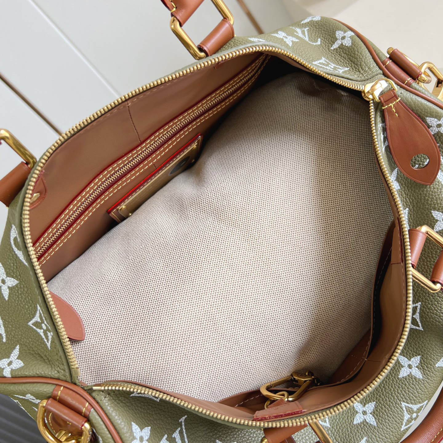 LV Designer Bag Shoulder Bag Luxury Bag Purse Tote Classic Logo Women's Tramp Bag High Quality Leather Crossbody  Fashion Printed Hand Bag