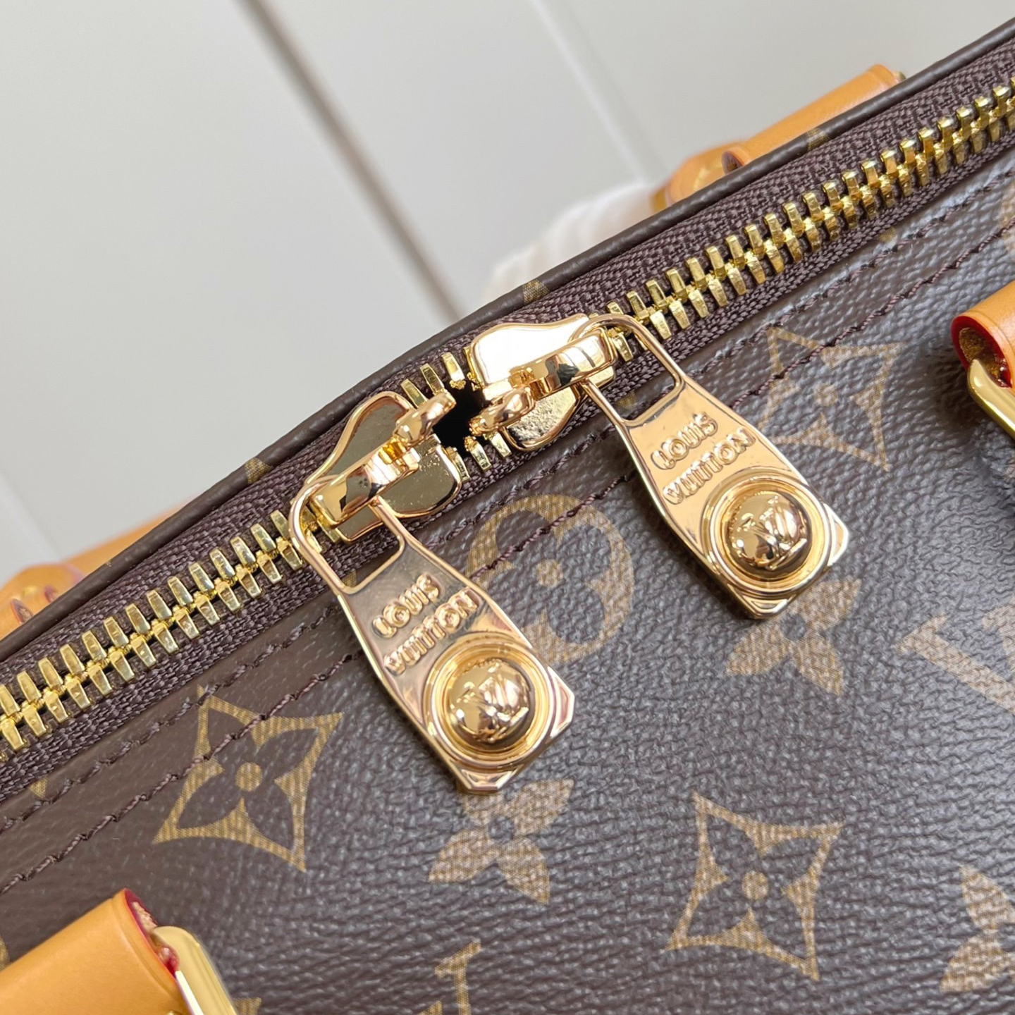 LV Designer Bag Shoulder Bag Luxury Bag Purse Tote Classic Logo Women's Tramp Bag High Quality Leather Crossbody  Fashion Printed Hand Bag