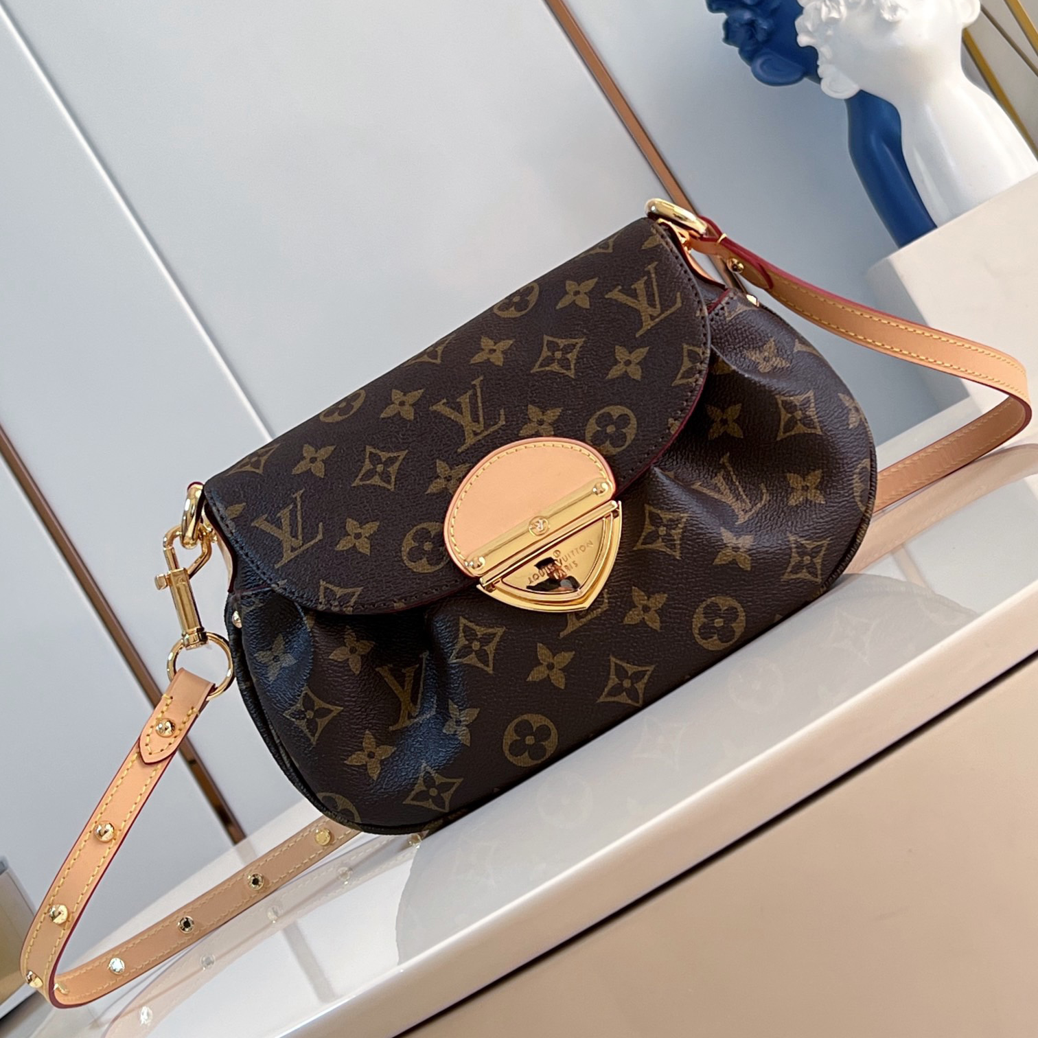 LV Designer Bag Shoulder Bag Luxury Bag Purse Tote Classic Logo Women's Tramp Bag High Quality Leather Crossbody  Fashion Printed Hand Bag