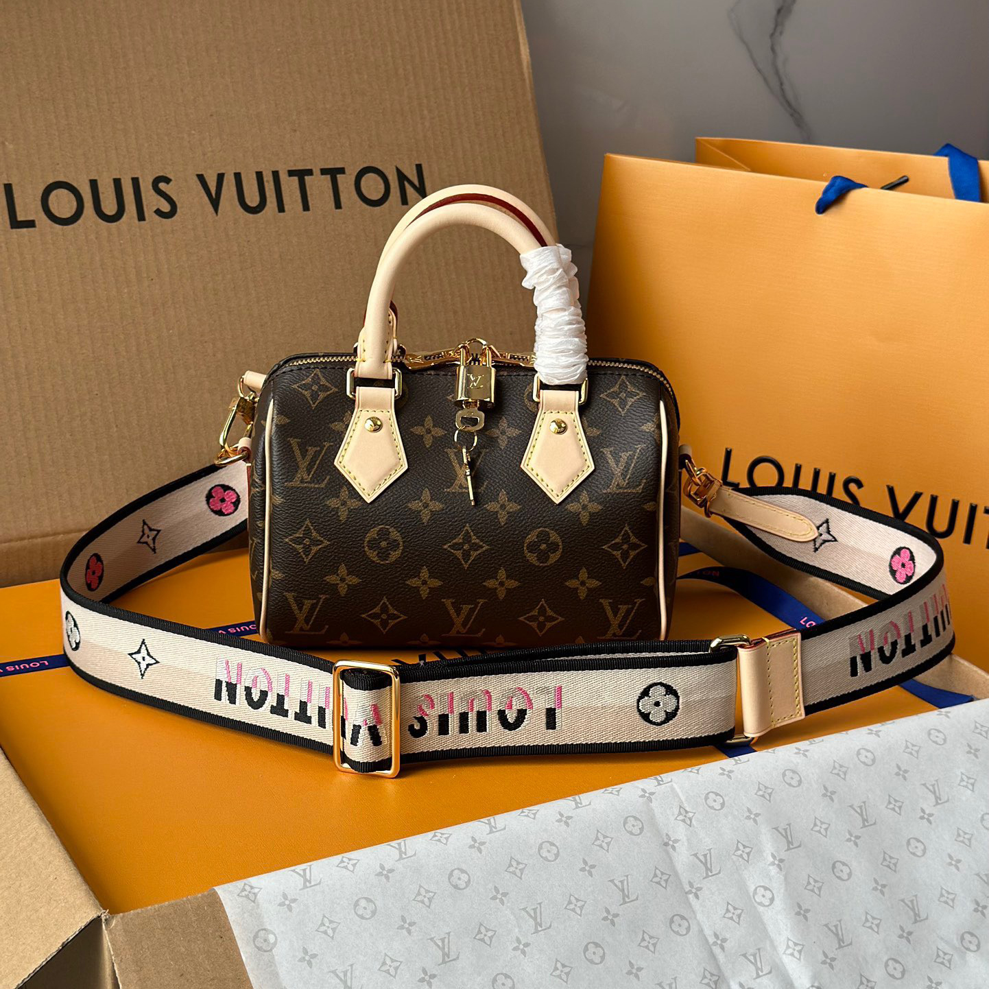 LV Designer Women's Set Shoulder Bag Luxury Bag Detachable And Adjustable Fabric Shoulder Strap Classic Logo High Quality Leather Crossbody Fashion Printed Hand Bag