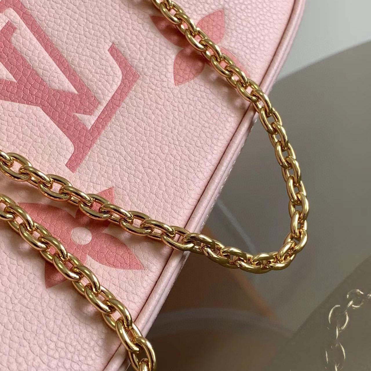 LV Designer Women's Shoulder Bag Luxury Bag Detachable Shoulder High Quality Leather Crossbody Fashion Bag