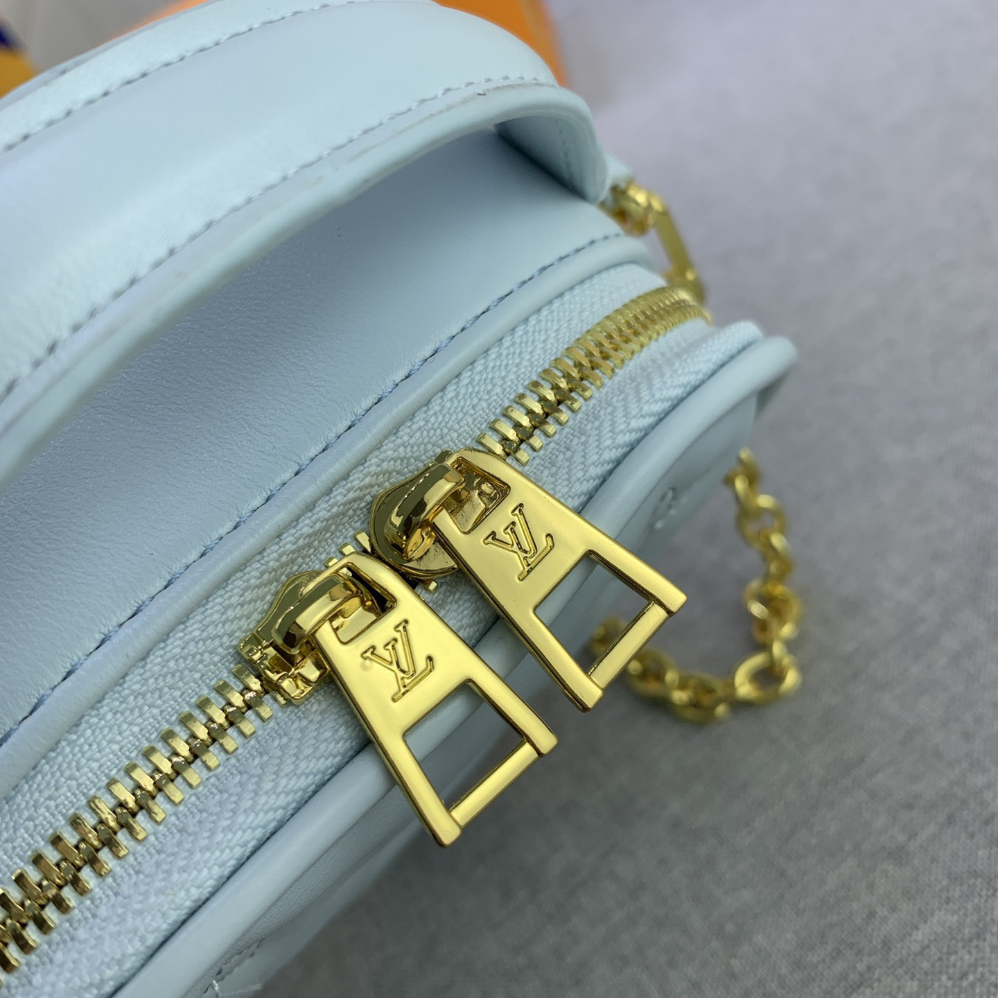 LV Designer Bagss Luxury Love Shape Bag Shoulder Bag Crossbody Purse Ladies Fashion Mini Bag High Quality Leather Zipper Armpit Bag