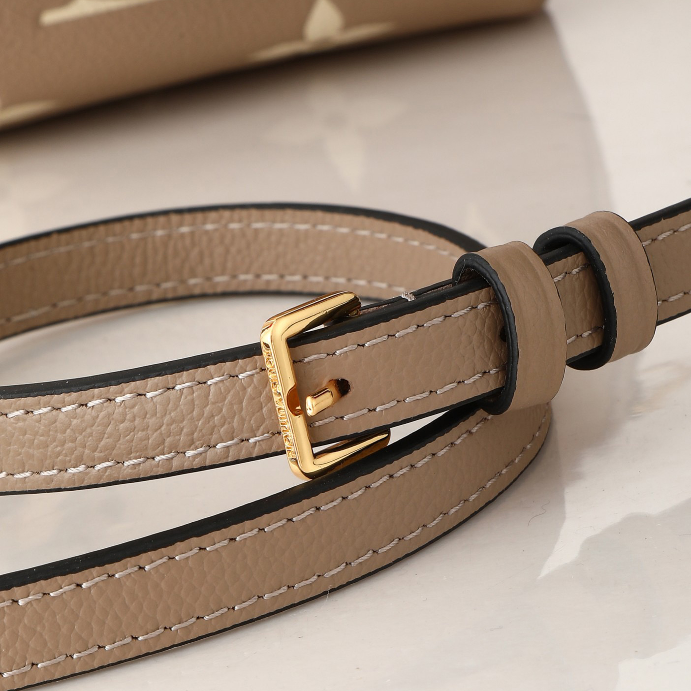 LV Designer Bag Luxury Leather Crossbody Shoulder Underarm Bag Ladies Women's Fashion Printed Chain Zipper Closure Purse