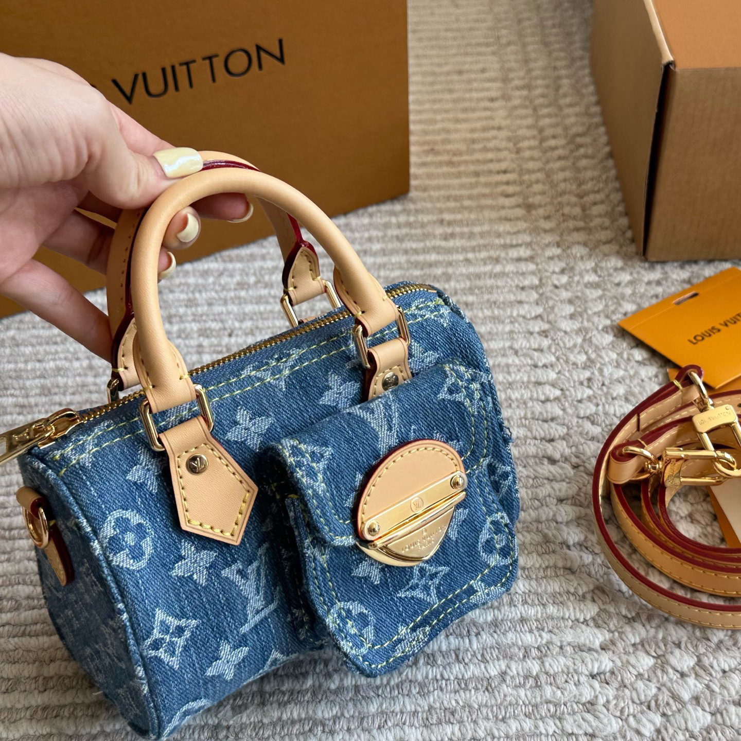 LV Designer Bag Luxury Leather Crossbody Shoulder Underarm Bag Ladies Women's Fashion Printed Chain Zipper Closure Purse