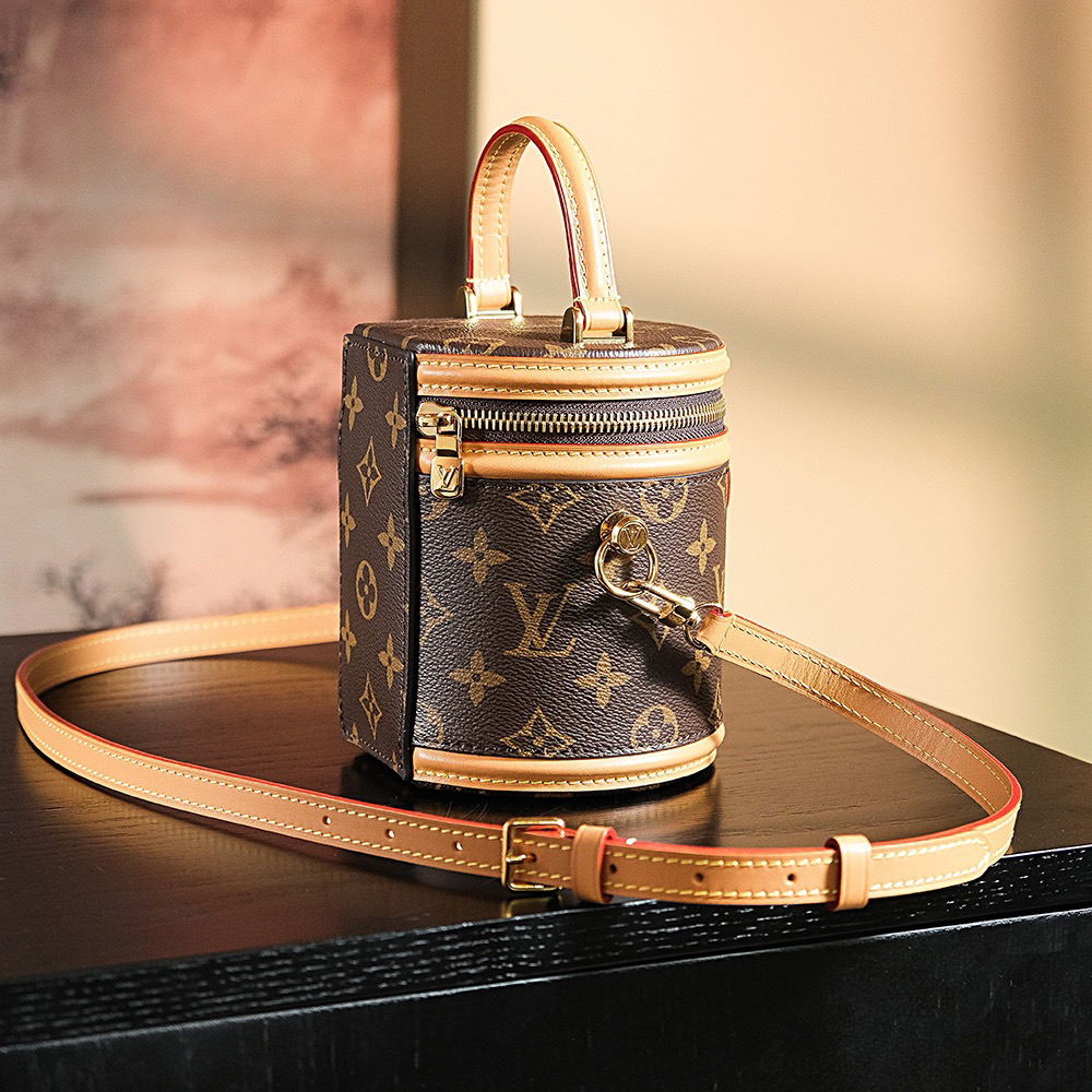 LV Designer Bag Shoulder Bag Bucket Women Luxury Bag Luxury Temperament Graffiti Cylindrical Everything Stylish Bag