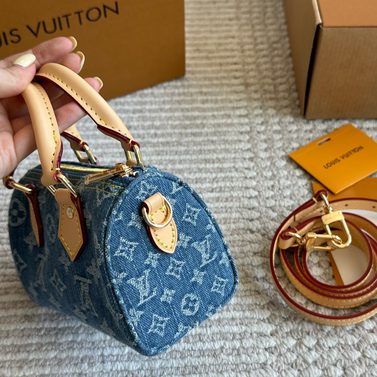 LV Designer Bag Luxury Leather Crossbody Shoulder Underarm Bag Ladies Women's Fashion Printed Chain Zipper Closure Purse