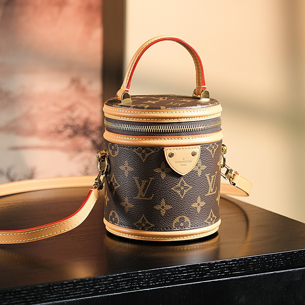 LV Designer Bag Shoulder Bag Bucket Women Luxury Bag Luxury Temperament Graffiti Cylindrical Everything Stylish Bag