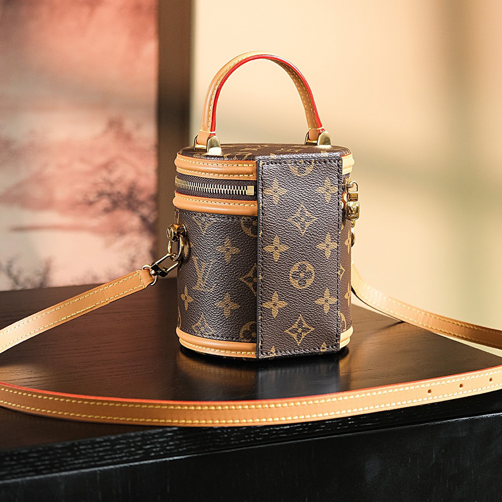 LV Designer Bag Shoulder Bag Bucket Women Luxury Bag Luxury Temperament Graffiti Cylindrical Everything Stylish Bag