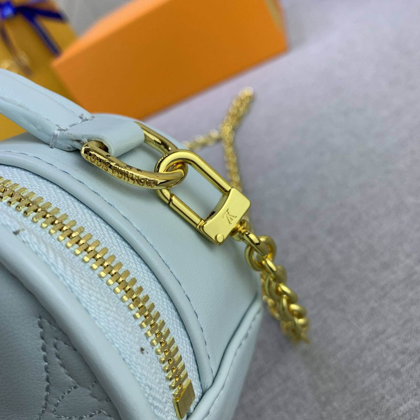 LV Designer Bagss Luxury Love Shape Bag Shoulder Bag Crossbody Purse Ladies Fashion Mini Bag High Quality Leather Zipper Armpit Bag