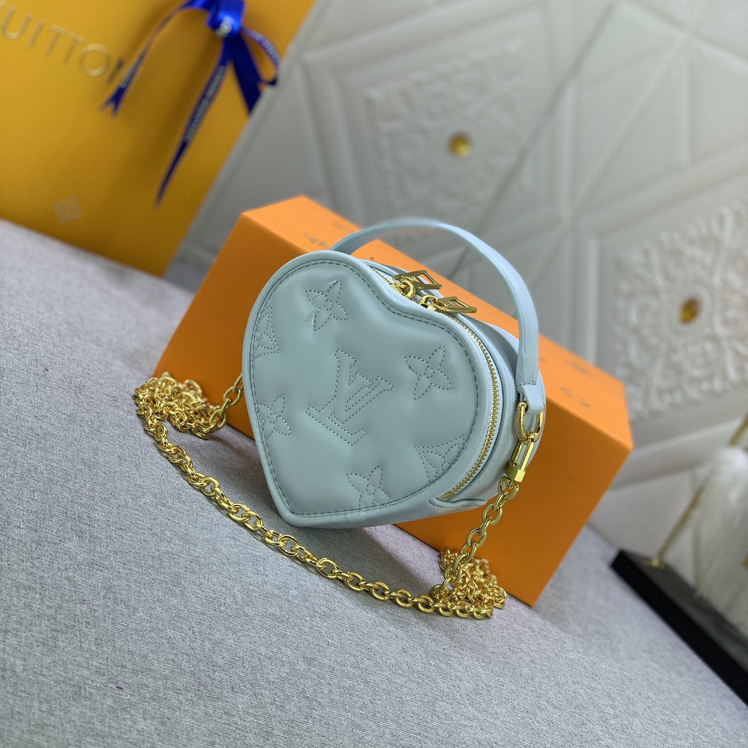 LV Designer Bagss Luxury Love Shape Bag Shoulder Bag Crossbody Purse Ladies Fashion Mini Bag High Quality Leather Zipper Armpit Bag