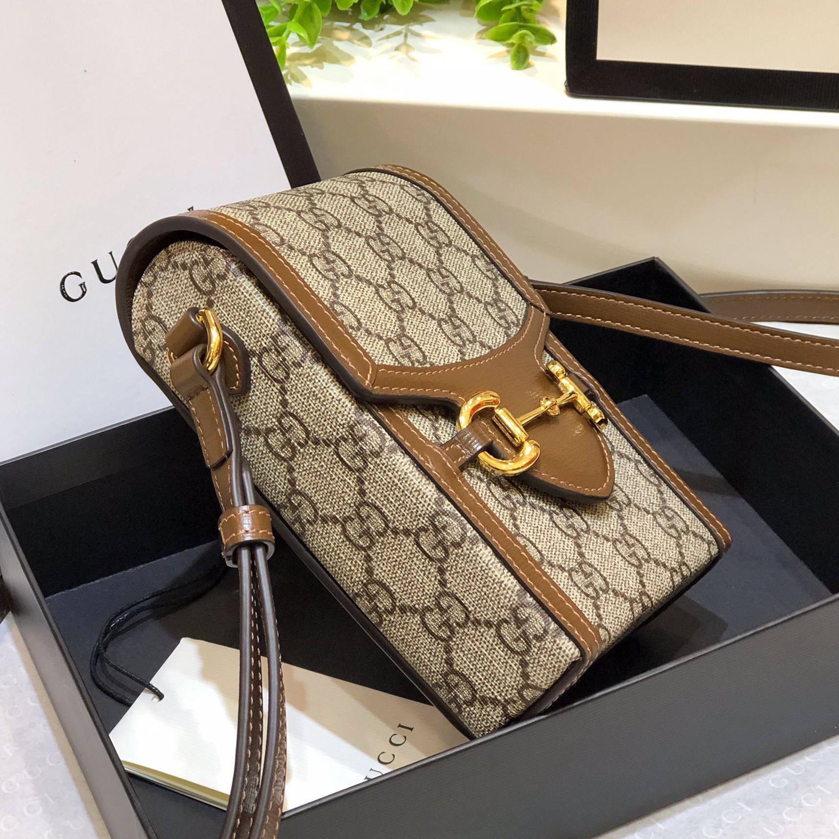 Gucci Designer Bag Shoulder Bag Crossbody Luxury Bag Ladies Purse New Tide Fashion Chain Wide Strap Shoulder Bag Hundred Texture Small Square Bag