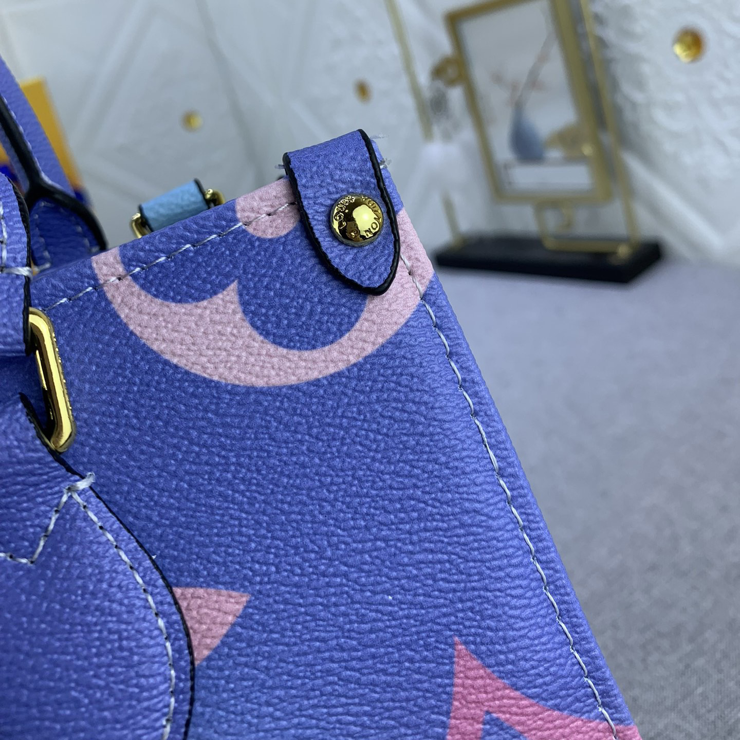 LV Designer Bag Fashion Luxury Bag Crossbody Bag Handbag Women's Casual Handbag Fashion Chain Crossbody Bag Women's Large Capacity Bag