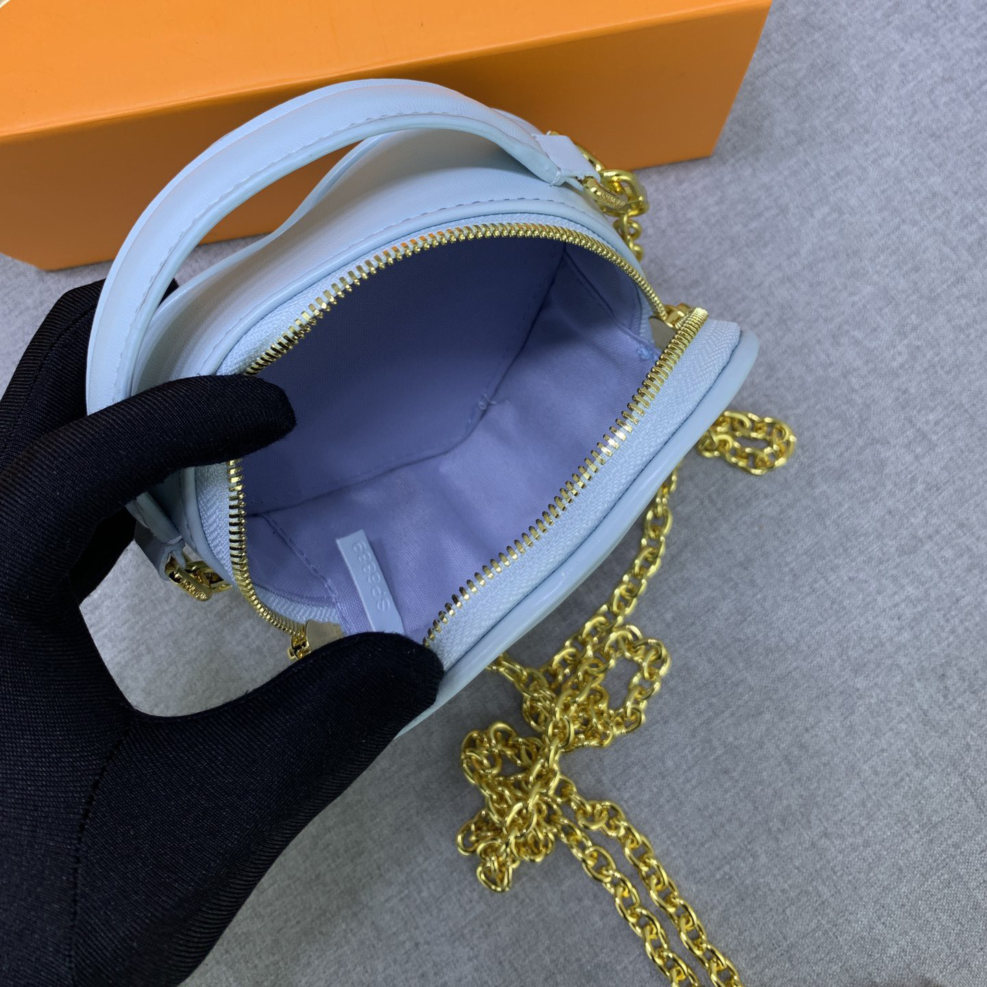 LV Designer Bagss Luxury Love Shape Bag Shoulder Bag Crossbody Purse Ladies Fashion Mini Bag High Quality Leather Zipper Armpit Bag