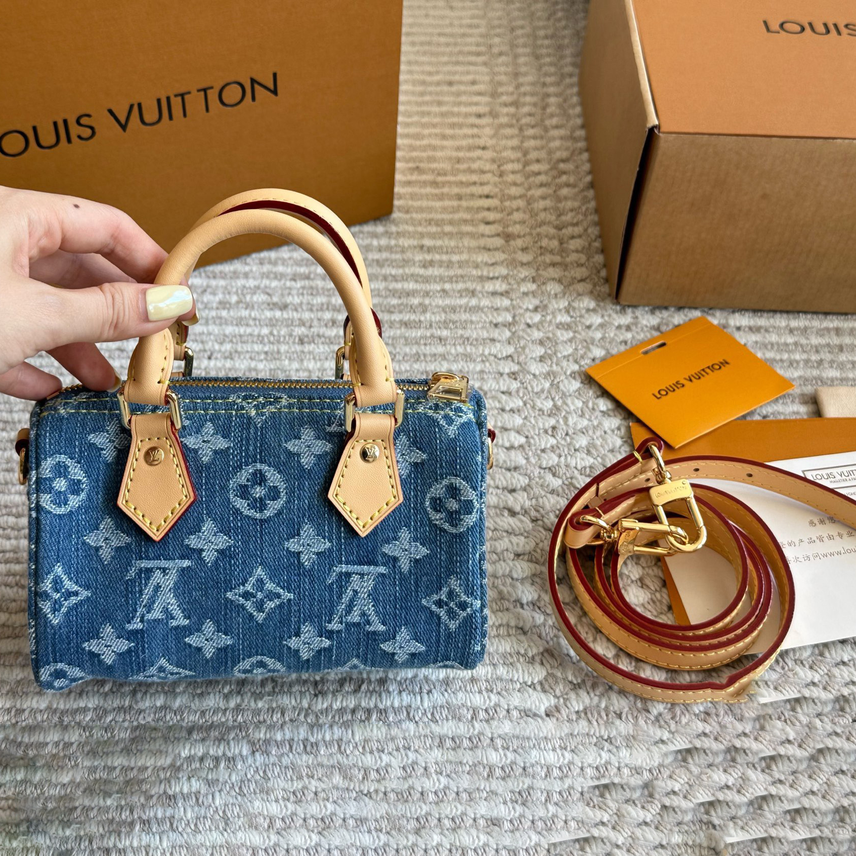 LV Designer Bag Luxury Leather Crossbody Shoulder Underarm Bag Ladies Women's Fashion Printed Chain Zipper Closure Purse