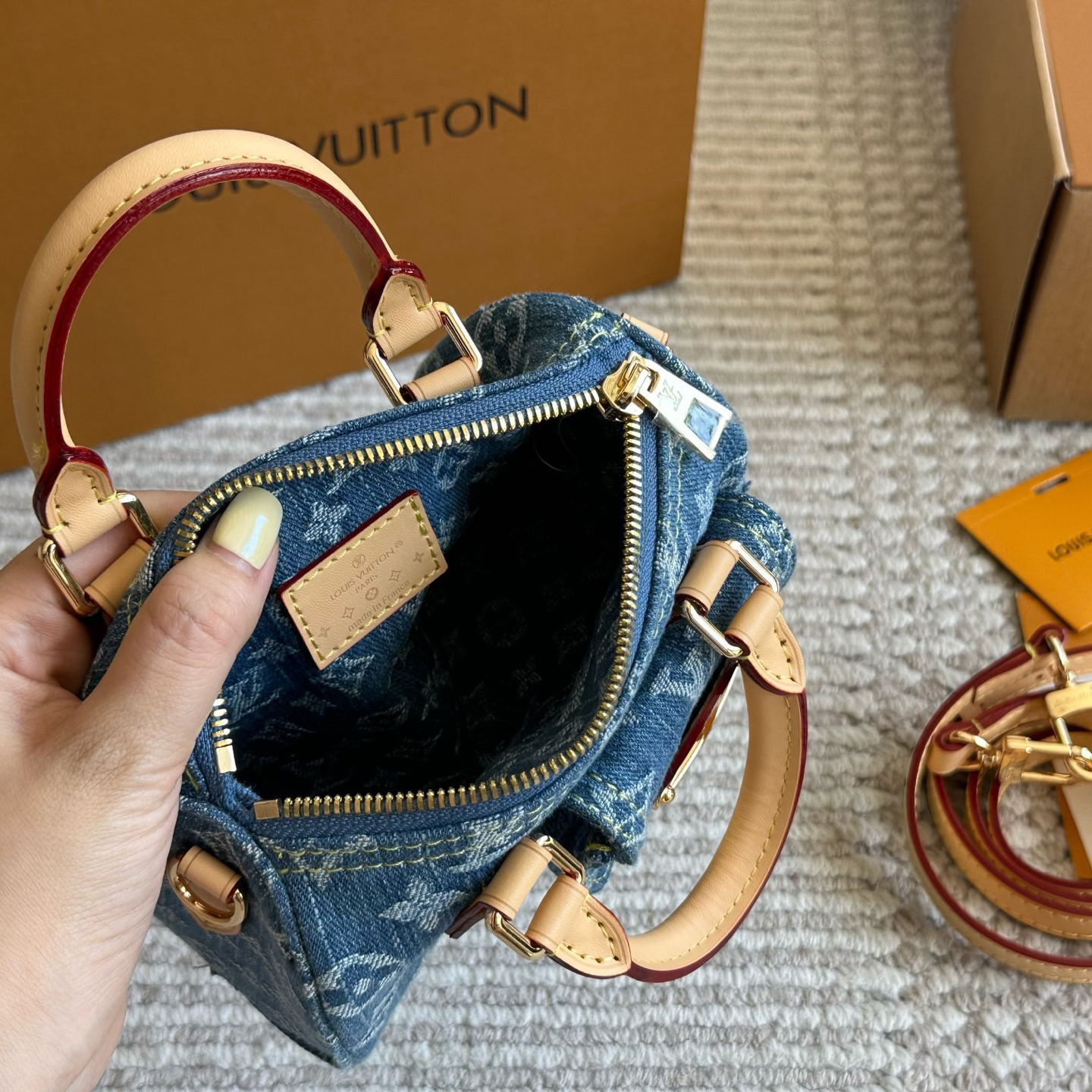 LV Designer Bag Luxury Leather Crossbody Shoulder Underarm Bag Ladies Women's Fashion Printed Chain Zipper Closure Purse