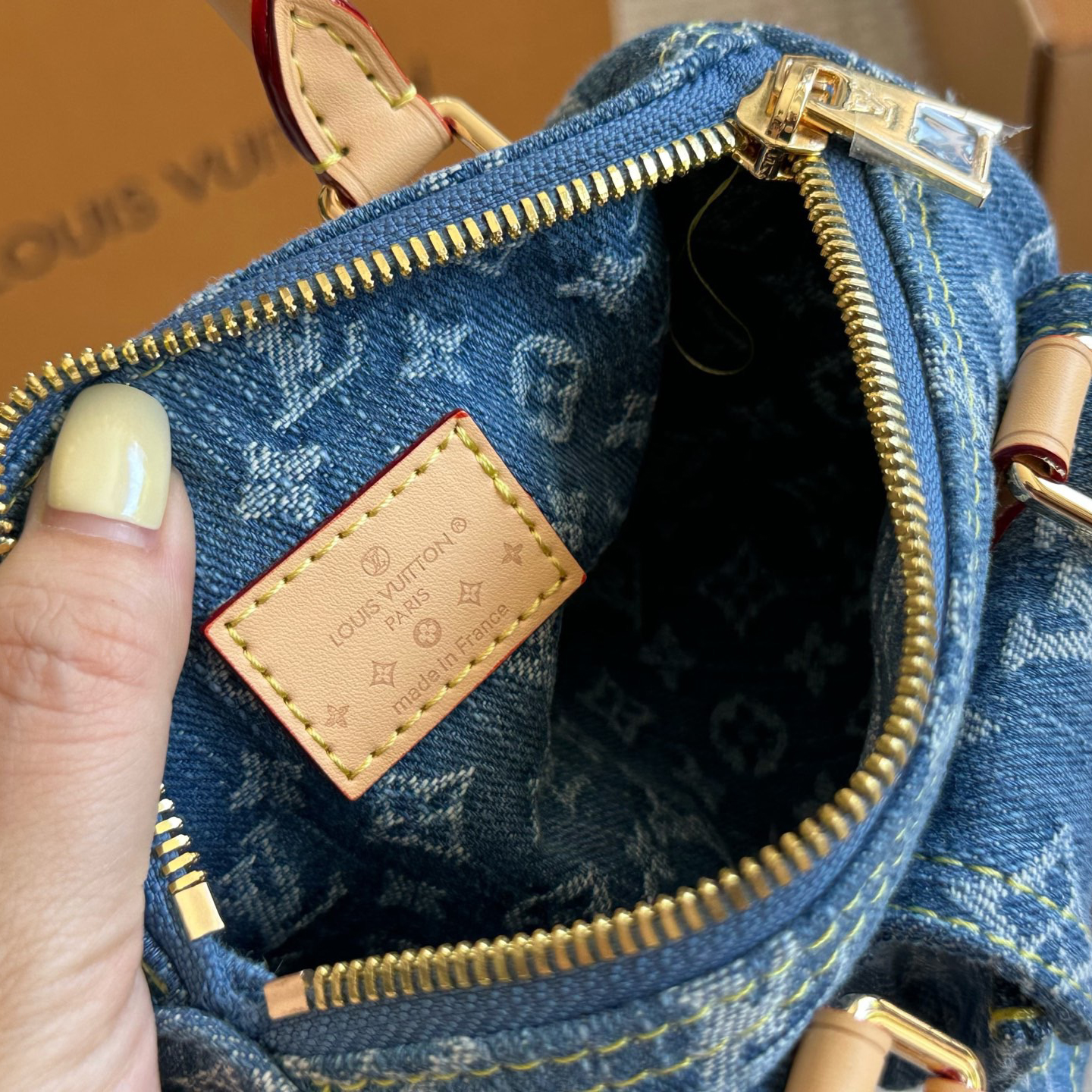 LV Designer Bag Luxury Leather Crossbody Shoulder Underarm Bag Ladies Women's Fashion Printed Chain Zipper Closure Purse