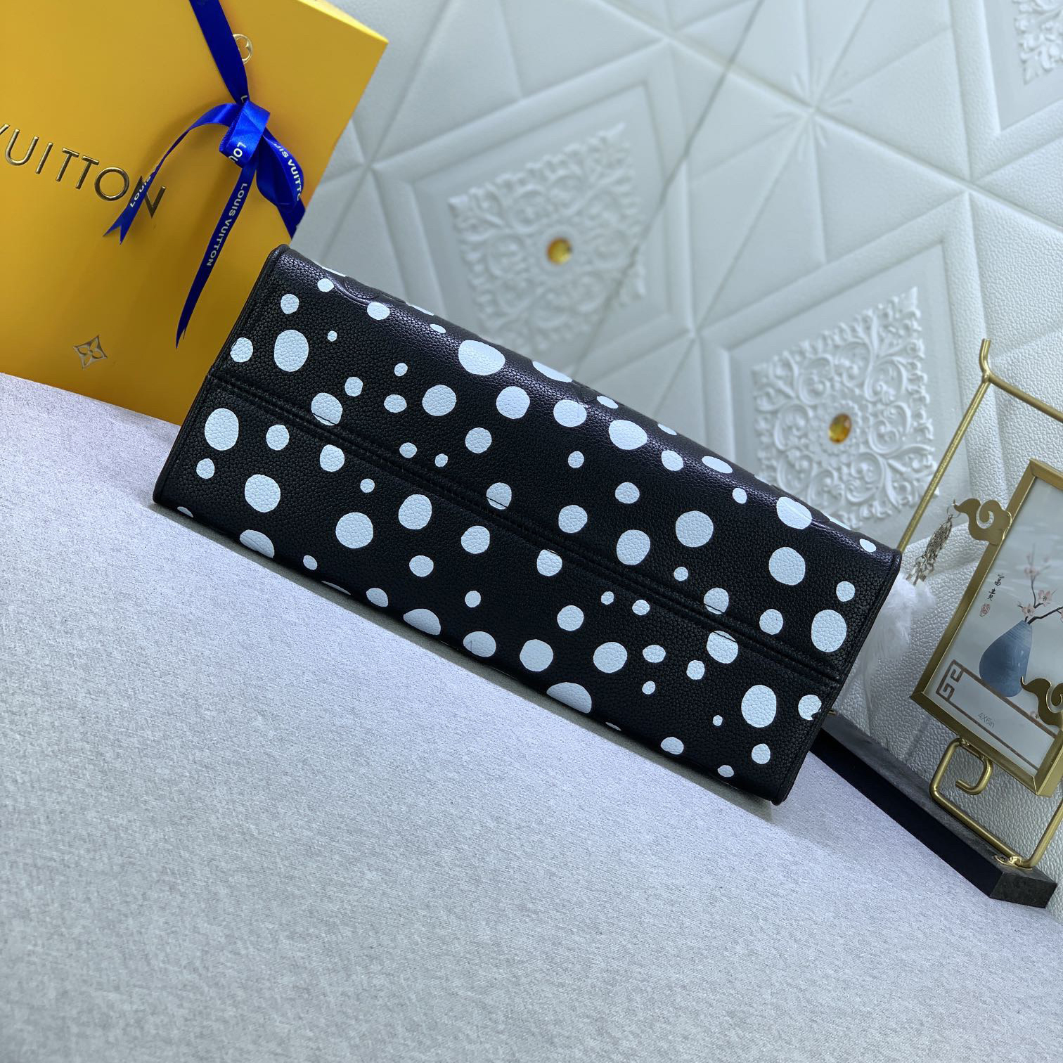 LV Designer Bagss Luxury Bag Printed Handbag The Its Ample Interior Can Accommodate Printed Laptops And Other Office Supplies Fashion Bag High Quality Leather Bag