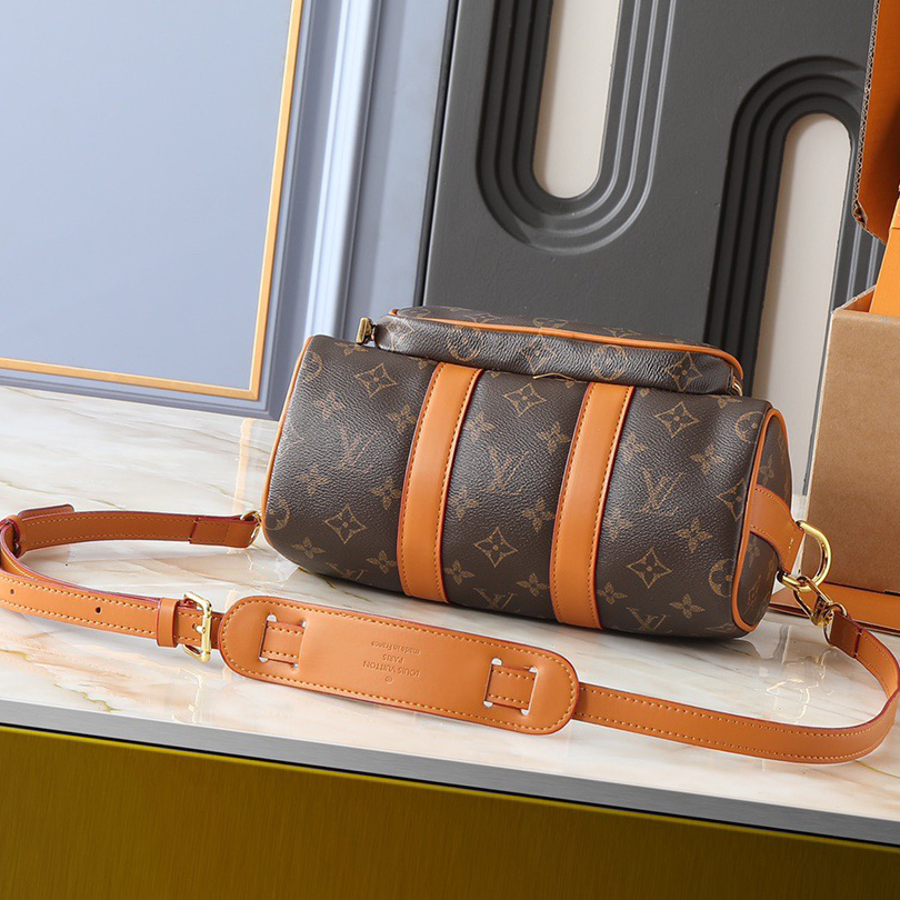 LV Designer Bag Canvas Paired With Distressed Cowhide Leather Trim Ladies Retro Style Metallic Bead Decoration Zipper Head And Detachable Leather Nameplate Fashion Luxury Bag