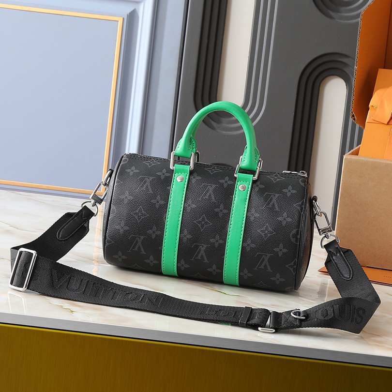 LV Designer Bag Paired With Antique Metal Parts And A Side Strap Handle Made Of Bright Leather The Compact Design Of The Brand Is Suitable For Urban Travel The Roller Handle And Detachable And Adjustable Fabric Shoulder Strap Enable Multiple Carrying