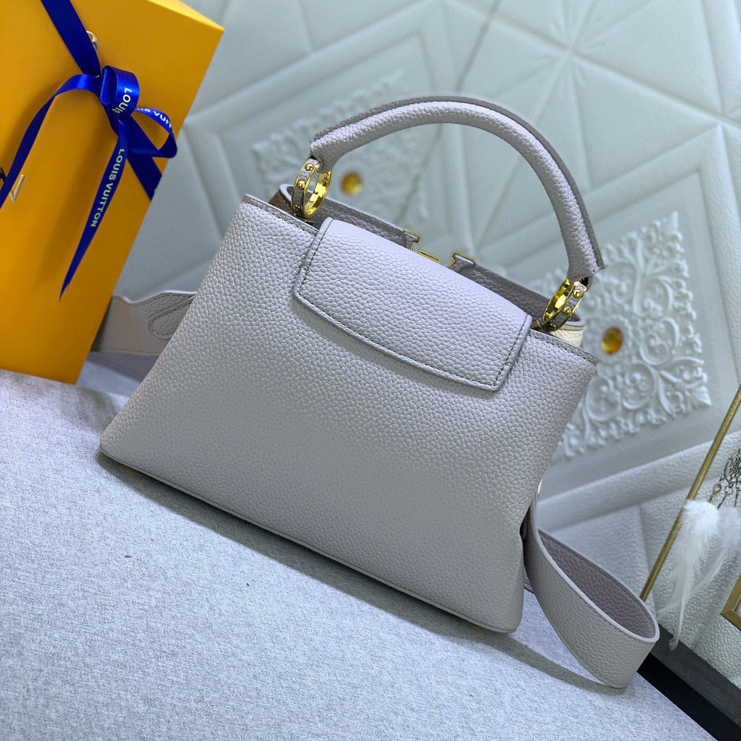 LV Designer Bagss Luxury Bag Shoulder Bag Paired With Lv Letter Iconic Side Rings And Monogram Floral Flip Cover Crossbody Purse Ladies Fashion Bag High Quality Leather Zipper Armpit Bag