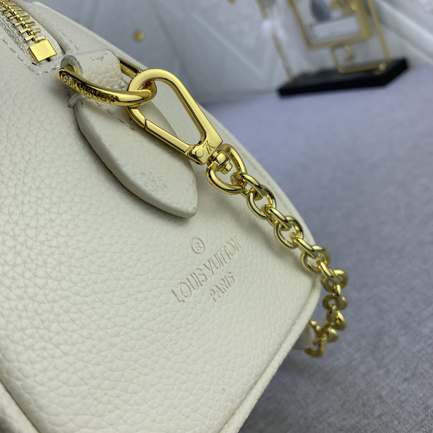 LV Designer Bag Luxury Leather Crossbody Shoulder Underarm Bag Ladies Women's Fashion Printed Chain Zipper Closure Purse