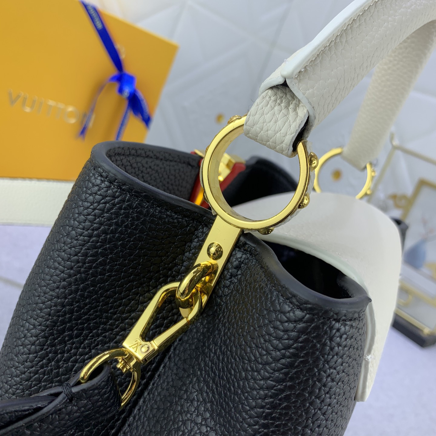 LV Designer Bagss Luxury Bag Shoulder Bag Paired With Lv Letter Iconic Side Rings And Monogram Floral Flip Cover Crossbody Purse Ladies Fashion Bag High Quality Leather Zipper Armpit Bag