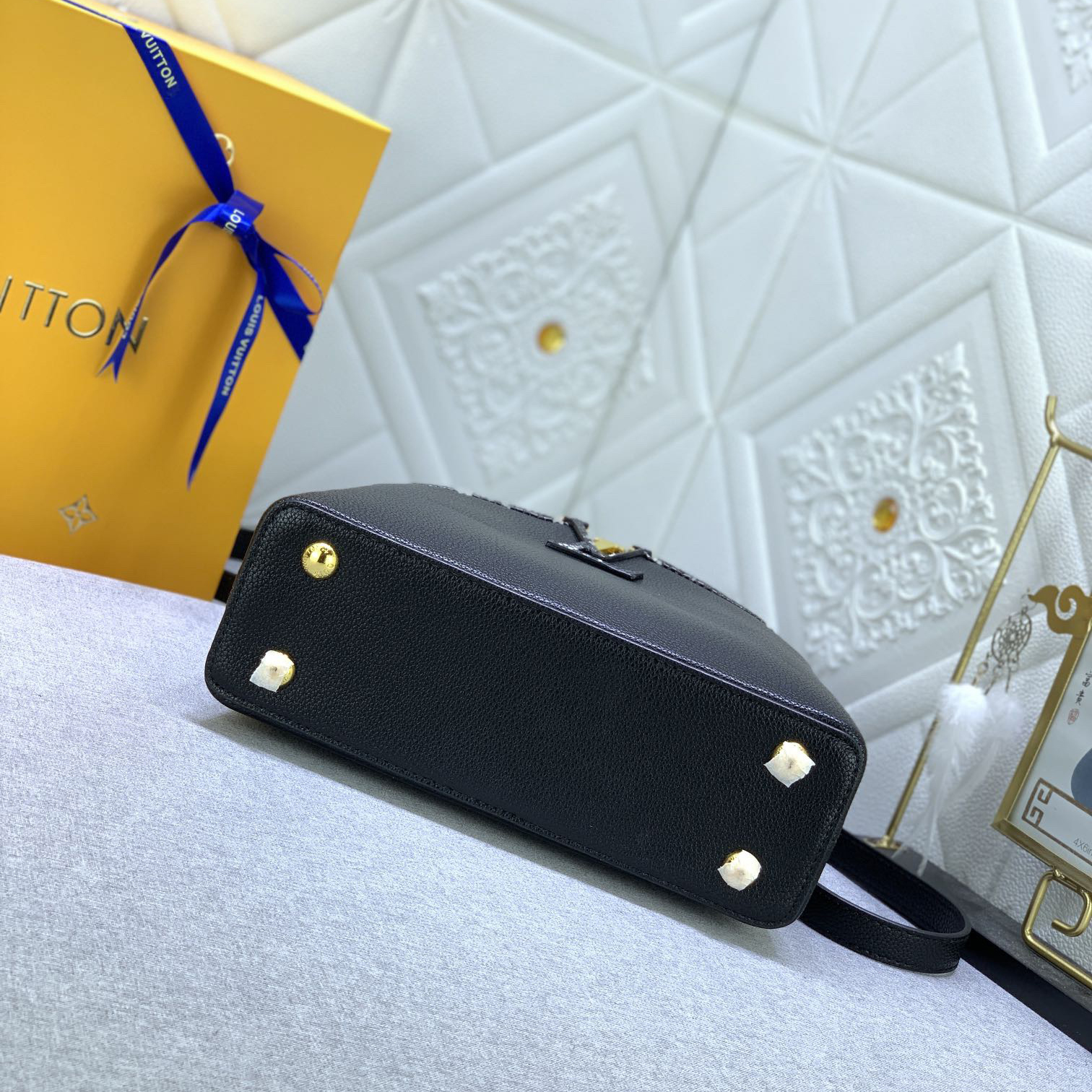 LV Designer Bagss Luxury Bag Shoulder Bag Paired With Lv Letter Iconic Side Rings And Monogram Floral Flip Cover Crossbody Purse Ladies Fashion Bag High Quality Leather Zipper Armpit Bag