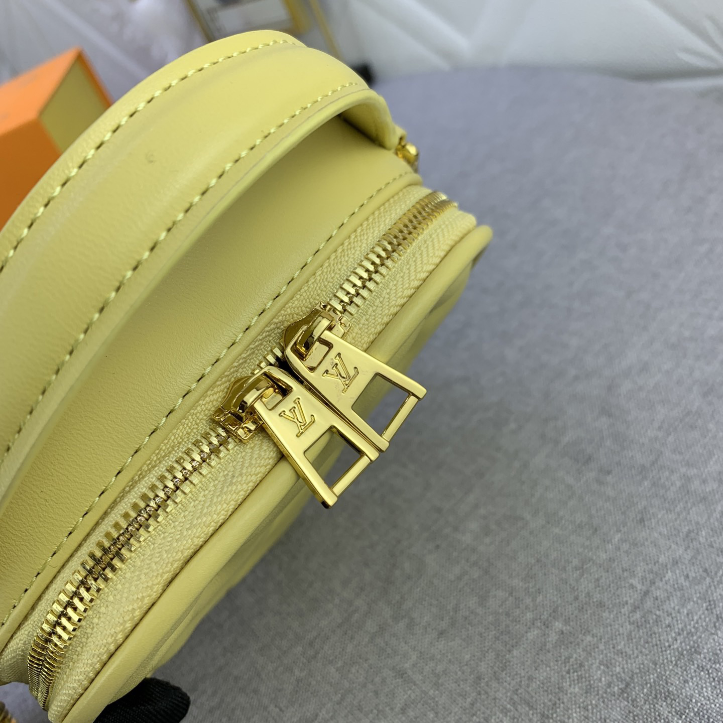 LV Designer Bagss Luxury Love Shape Bag Shoulder Bag Crossbody Purse Ladies Fashion Mini Bag High Quality Leather Zipper Armpit Bag