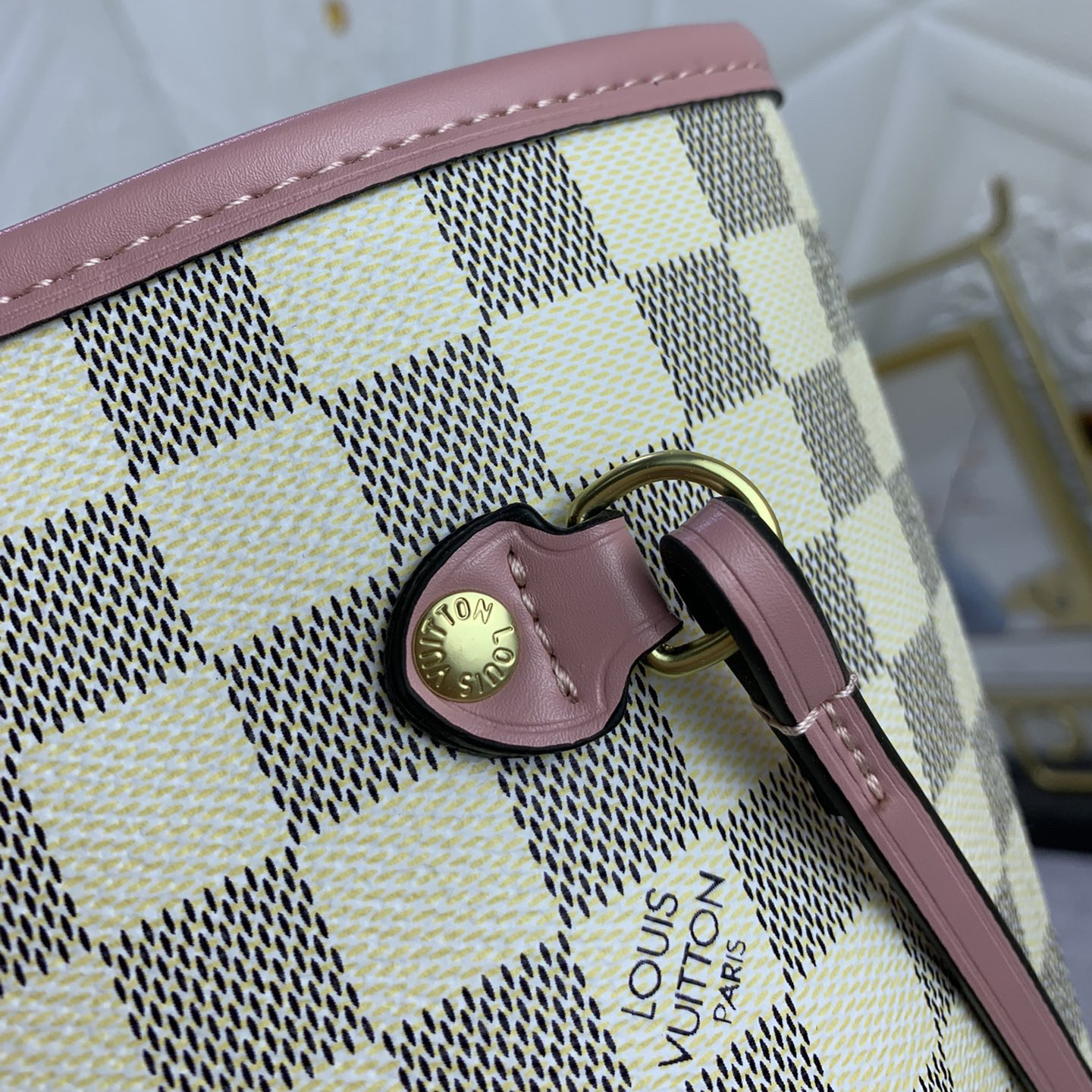 LV Designer Bagss Luxury Bag Classic Handbag Disassembly Woven Leather Strap Printed Handbag The Its Ample Interior Can Accommodate Printed Laptops And Other Office Supplies Fashion Bag High Quality Leather Bag