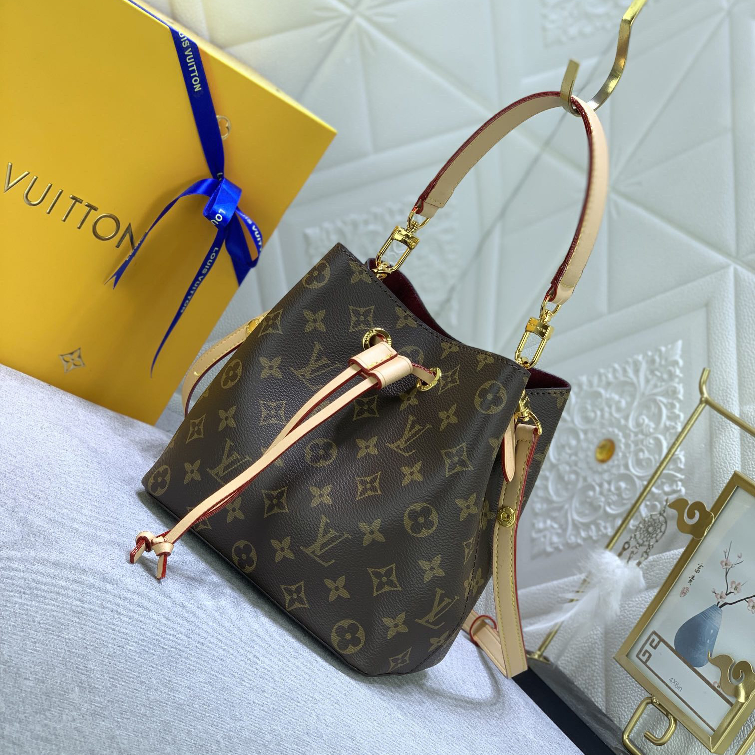 LV Designer Bagss Luxury Bag Classic Handbag Bucket Bag Detachable Handle And Detachable And Adjustable Strap Fashion Bag High Quality Leather Bag