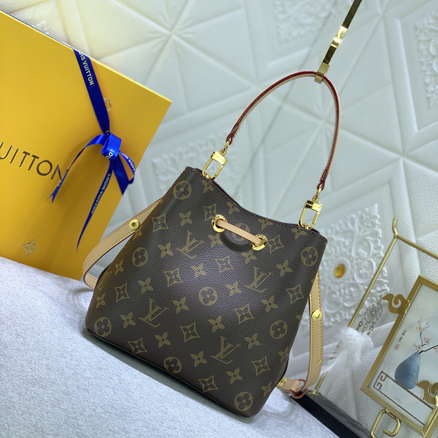 LV Designer Bagss Luxury Bag Classic Handbag Bucket Bag Detachable Handle And Detachable And Adjustable Strap Fashion Bag High Quality Leather Bag