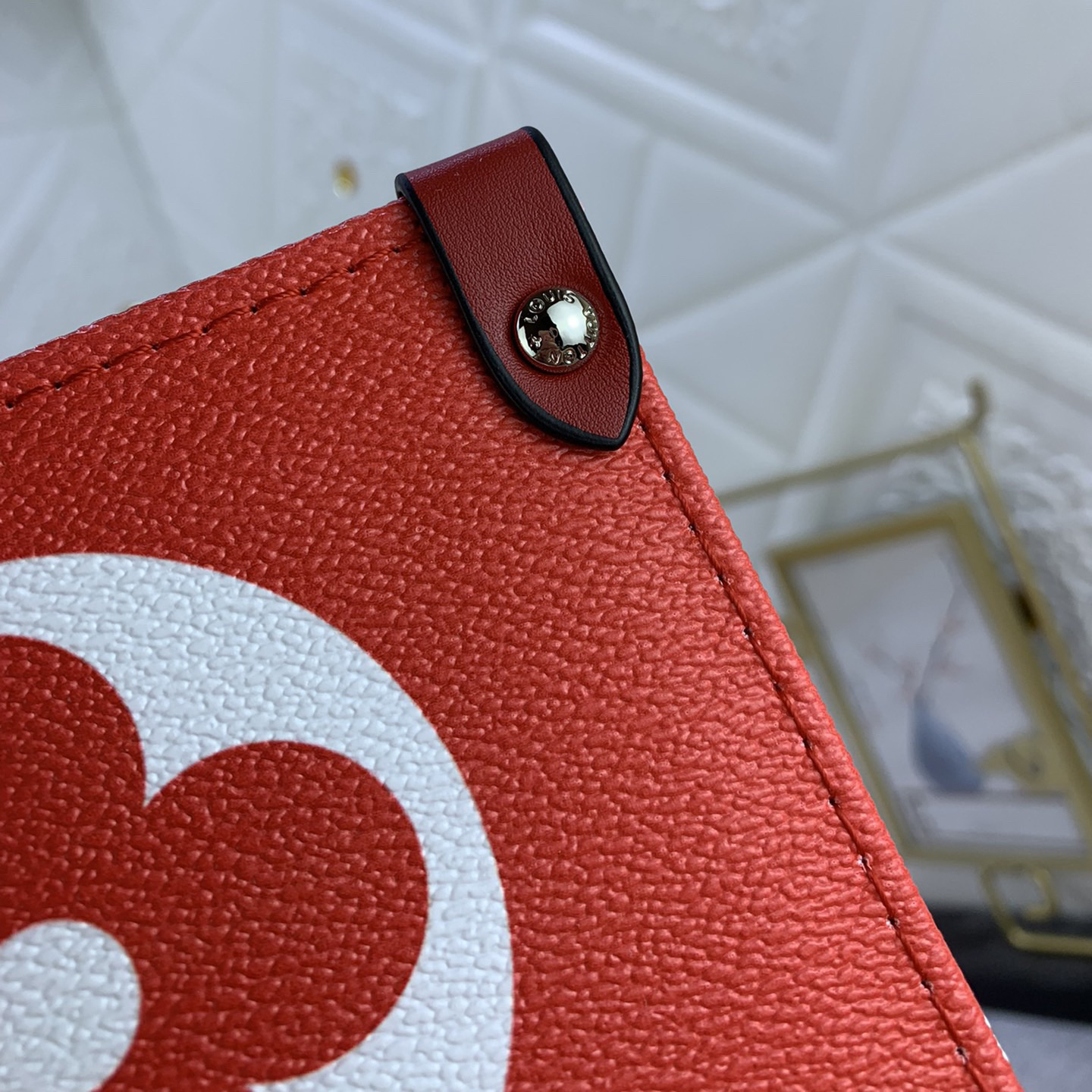 LV Designer Bag Fashion Luxury Bag Crossbody Bag Handbag Women's Casual Handbag Fashion Chain Crossbody Bag Women's Large Capacity Bag