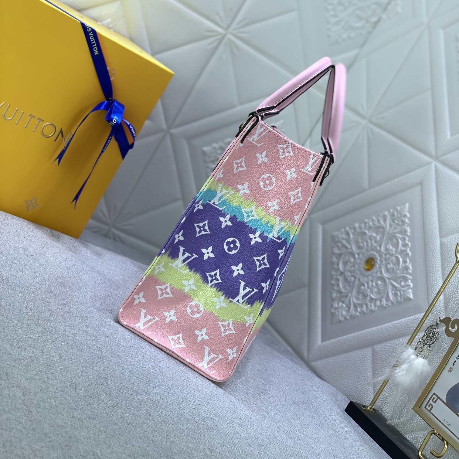 LV Designer Bag Fashion Luxury Bag Crossbody Bag Handbag Women's Casual Handbag Fashion Chain Crossbody Bag Women's Large Capacity Bag