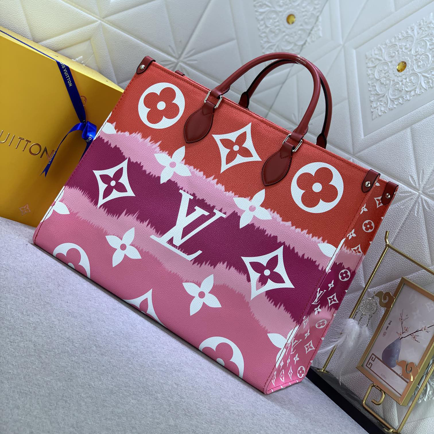 LV Designer Bag Fashion Luxury Bag Crossbody Bag Handbag Women's Casual Handbag Fashion Chain Crossbody Bag Women's Large Capacity Bag