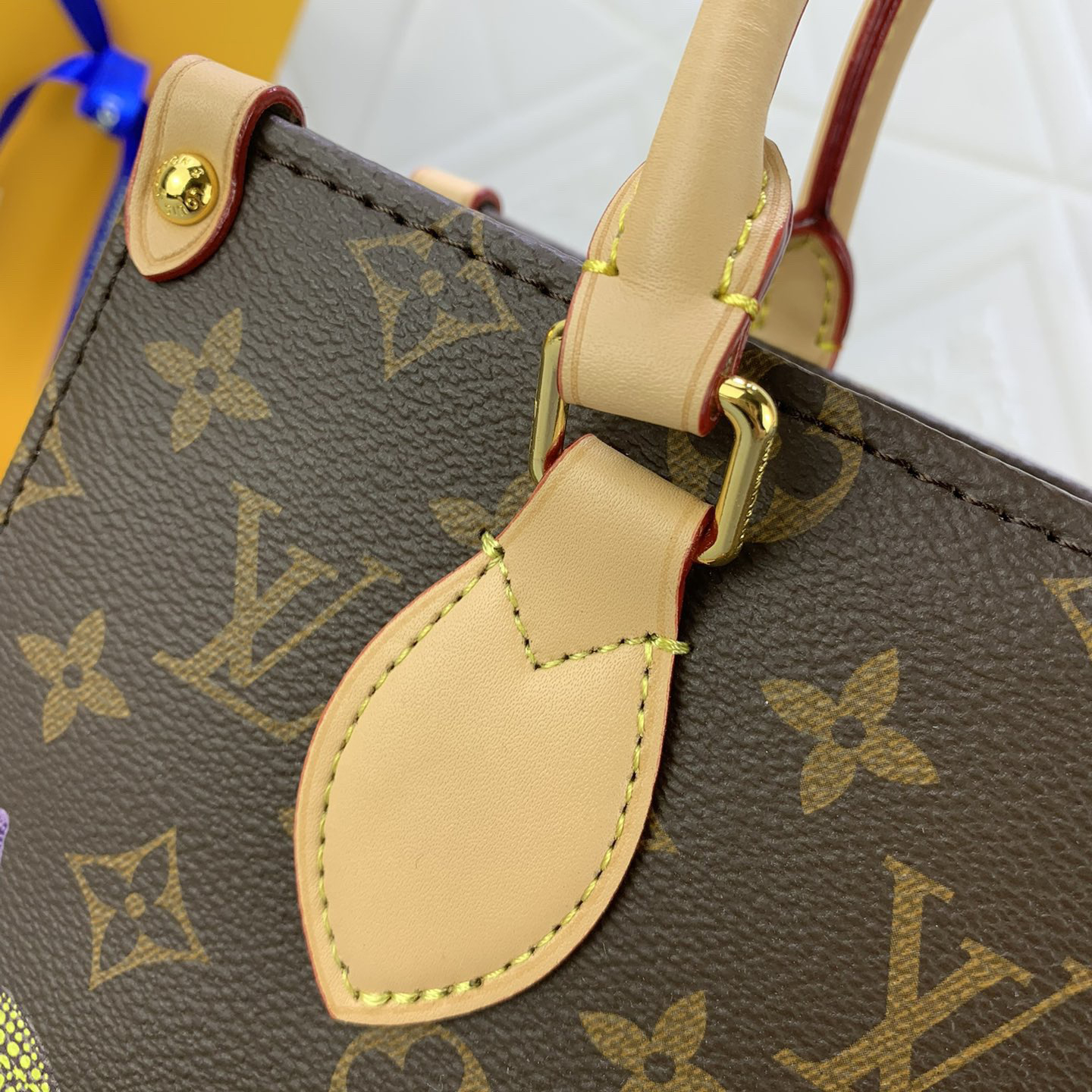 LV Designer Bagss Luxury Bag Classic Handbag Both The Chain And Adjustable Leather Shoulder Strap Can Be Disassembled The Canvas Surface Imitates The Iconic Colorful Polka Dots Of Yayoi Kusanagi Fashion Bag High Quality Leather Bag