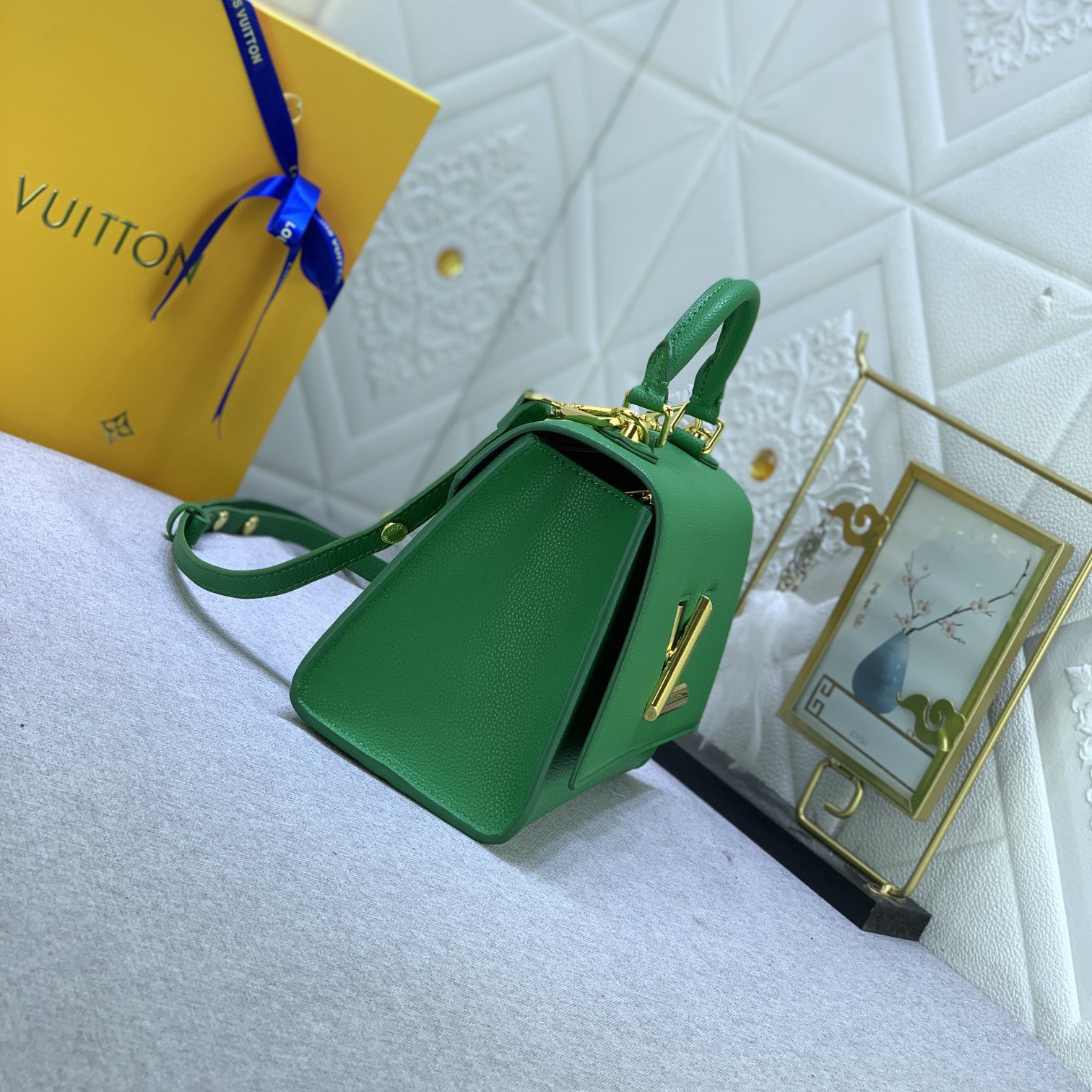 LV Designer Women's Shoulder Bag Luxury Bag Detachable Shoulder High Quality Leather Crossbody Fashion Bag