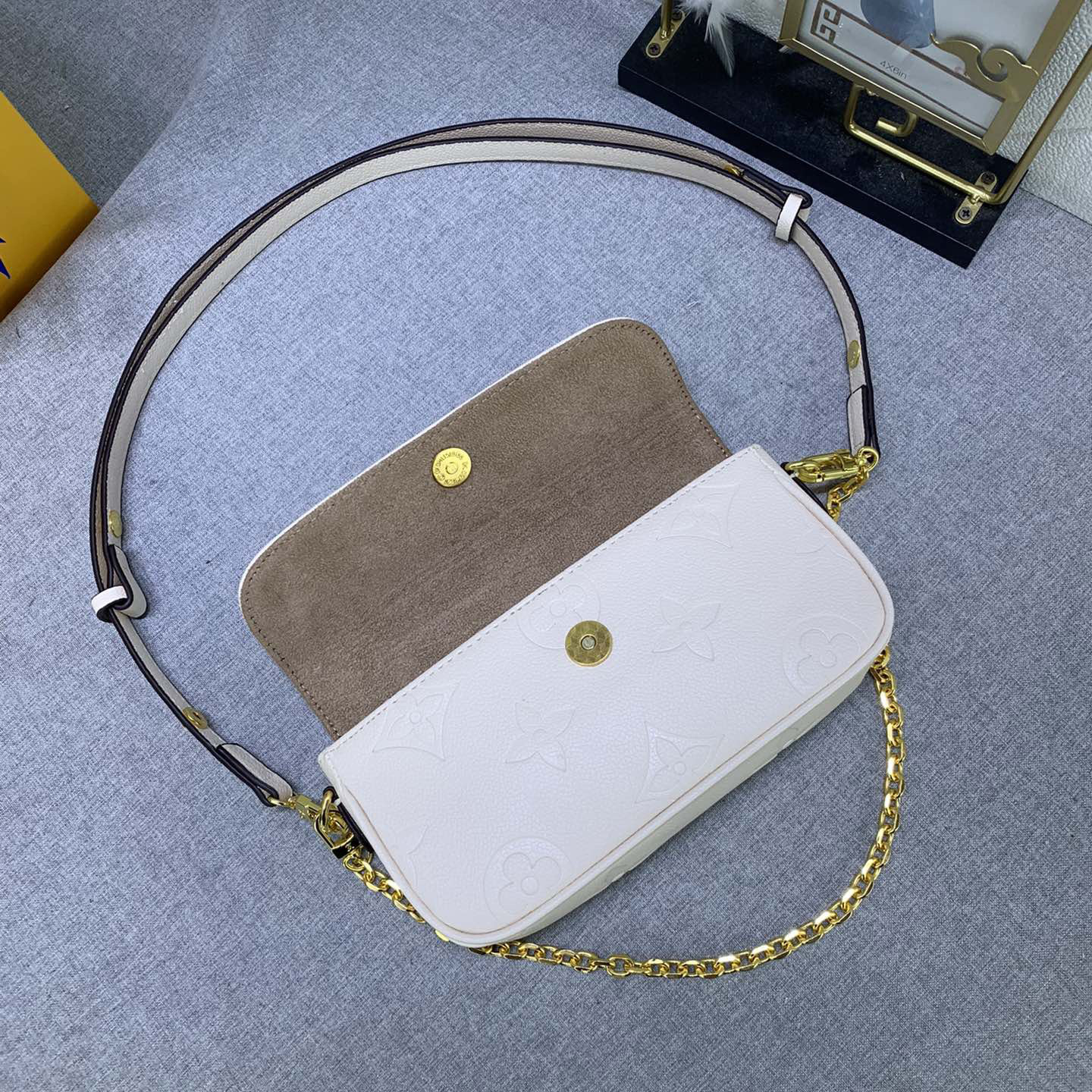 LV Designer Bagss Luxury Bag Classic Handbag Both The Chain And Adjustable Leather Shoulder Strap Can Be Disassembled Fashion Bag High Quality Leather Bag