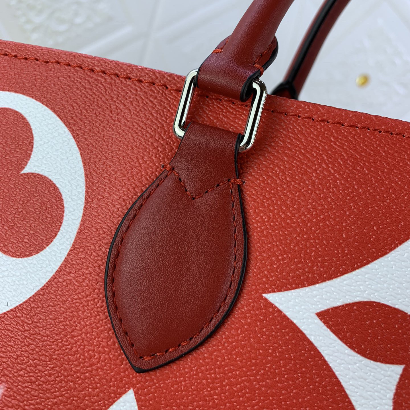 LV Designer Bag Fashion Luxury Bag Crossbody Bag Handbag Women's Casual Handbag Fashion Chain Crossbody Bag Women's Large Capacity Bag