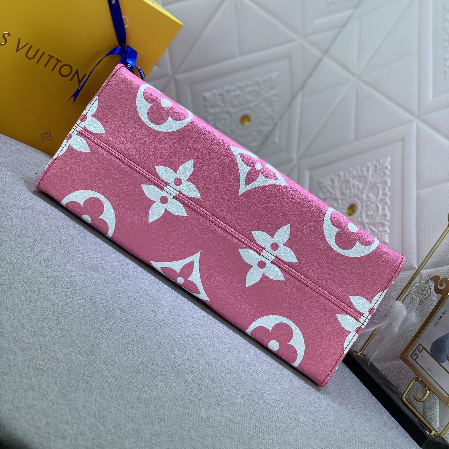 LV Designer Bag Fashion Luxury Bag Crossbody Bag Handbag Women's Casual Handbag Fashion Chain Crossbody Bag Women's Large Capacity Bag