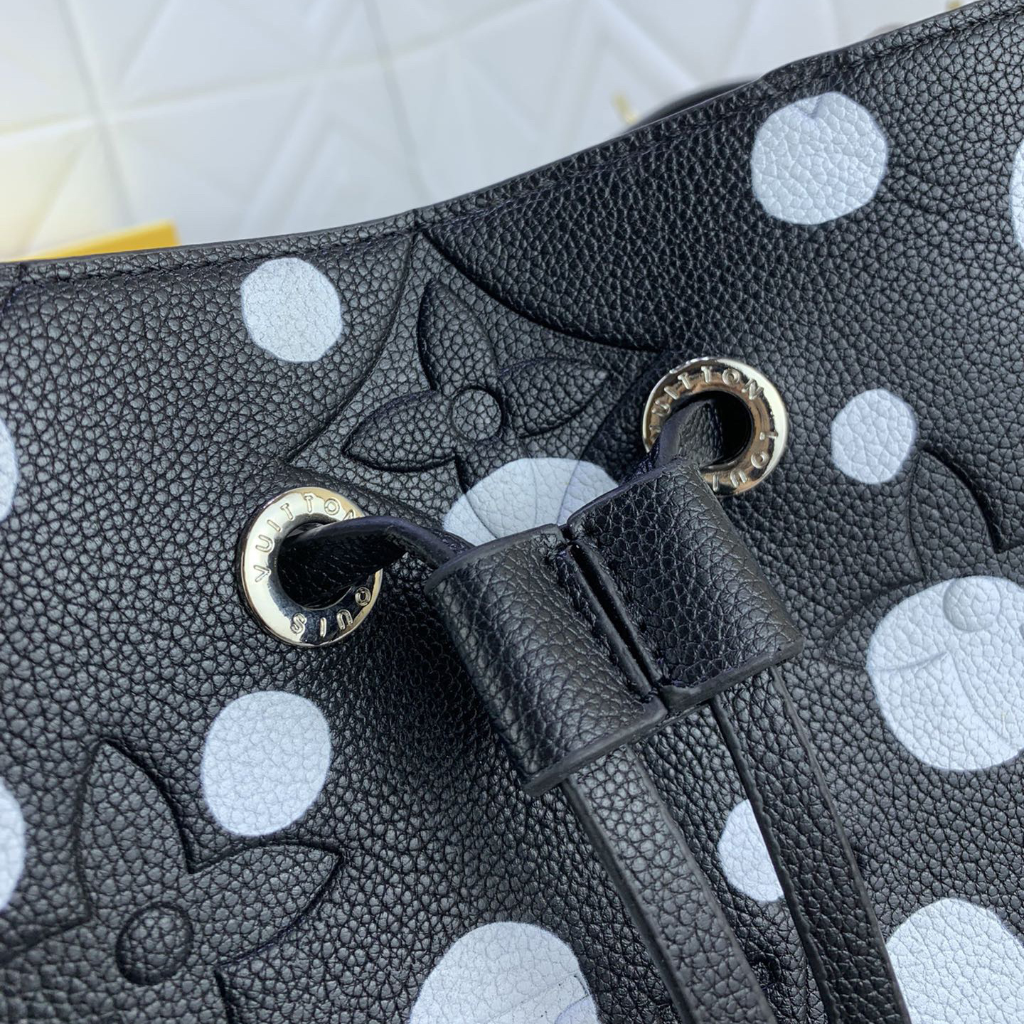 LV Designer Bagss Luxury Bag Classic Handbag Both The Chain And Adjustable Leather Shoulder Strap Can Be Disassembled The Canvas Surface Iconic Polka Dots Of Women Fashion Bag High Quality Leather Bag