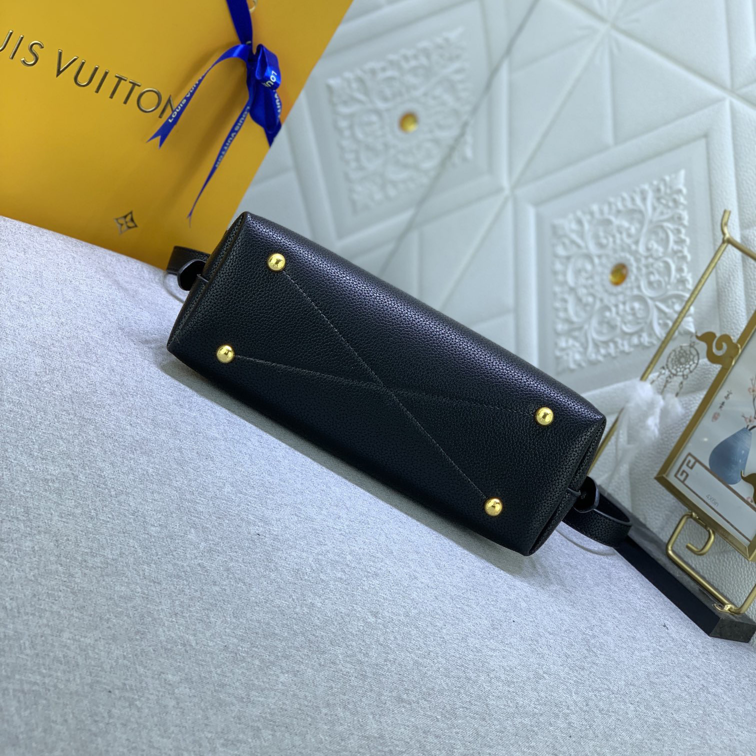 LV Designer Bagss Luxury Bag Classic Handbag Leisure Bag Embossed Shell Bag Fashion Women High Quality Leather Bag