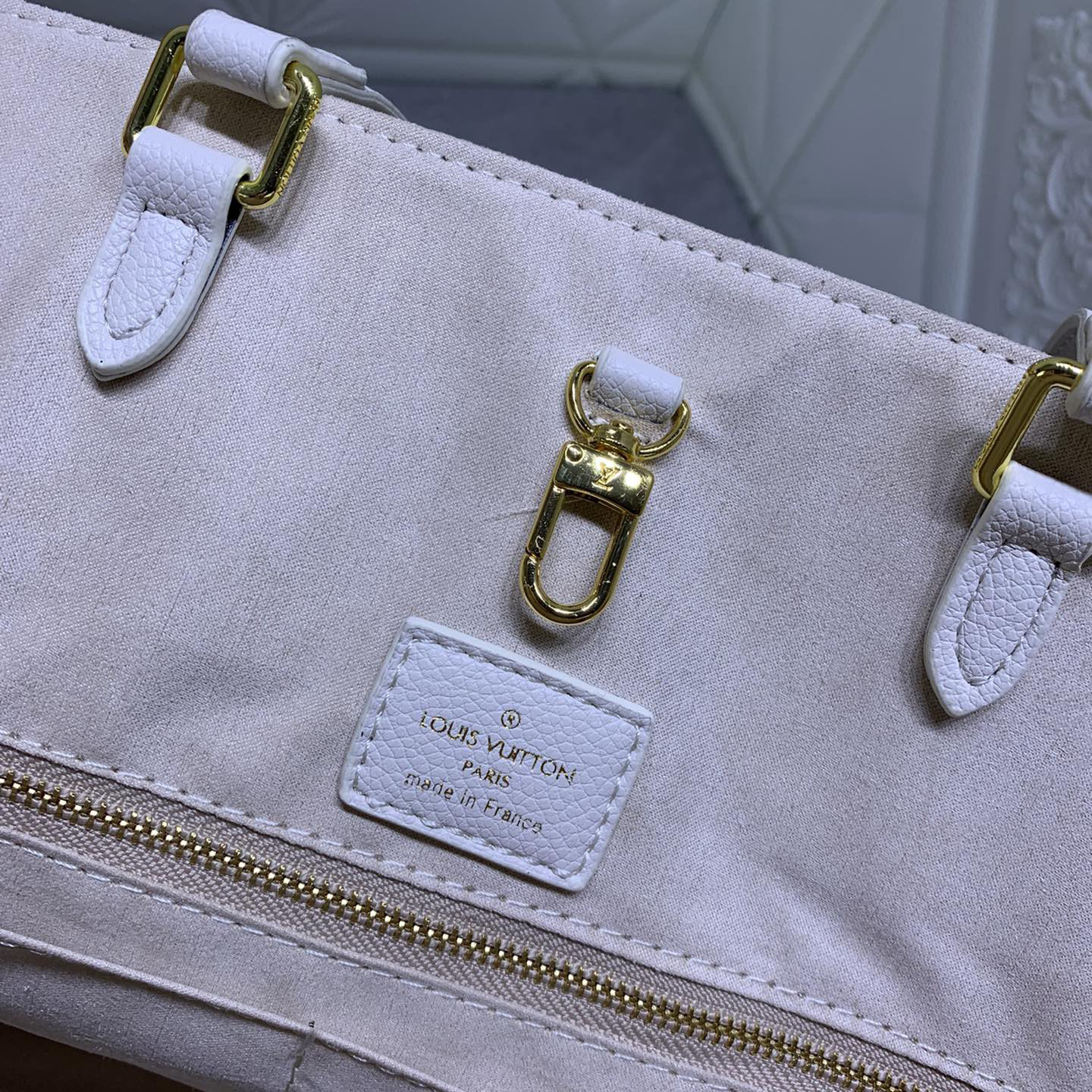 LV High Qualitys Women Handbag Equipped With Detachable And Adjustable Braided Leather Chain Strap For Easy Shoulder Or Crossbody Carrying Lady Clutch Shoulder Tote Female Purse Wallet Hand Bag