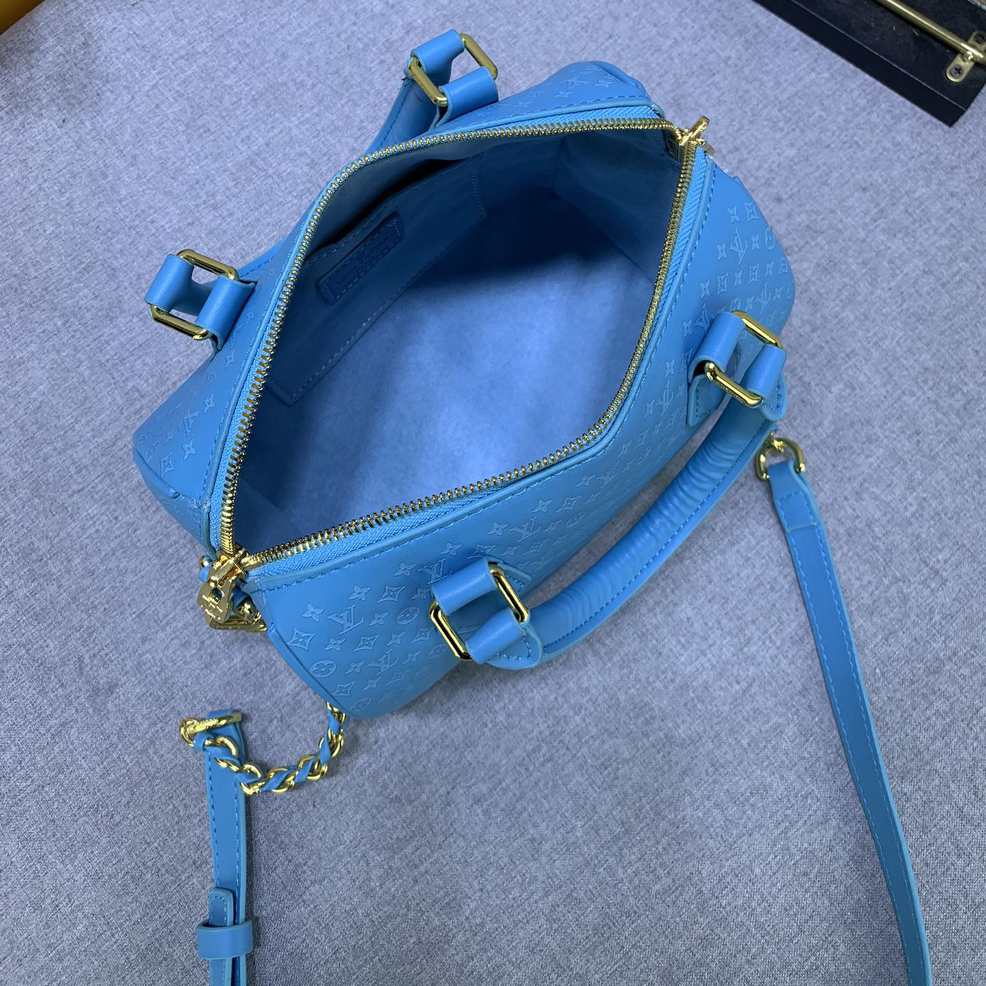 LV High Qualitys Women Handbag Equipped With Detachable And Adjustable Braided Leather Chain Strap For Easy Shoulder Or Crossbody Carrying Lady Clutch Shoulder Tote Female Purse Wallet Hand Bag