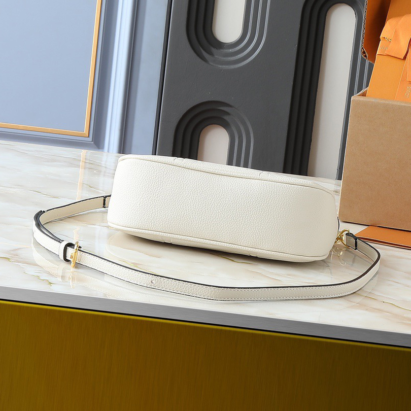 LV Designer Bag Shoulder Bag Luxury Bag Adjustable Shoulder Straps For Easy Shoulder Or Crossbody Crossbody Designer Bag Ladies Casual Handbag Chain Ladies Moon Package Half Circle Package Arc Package Pea Package Mini Bag