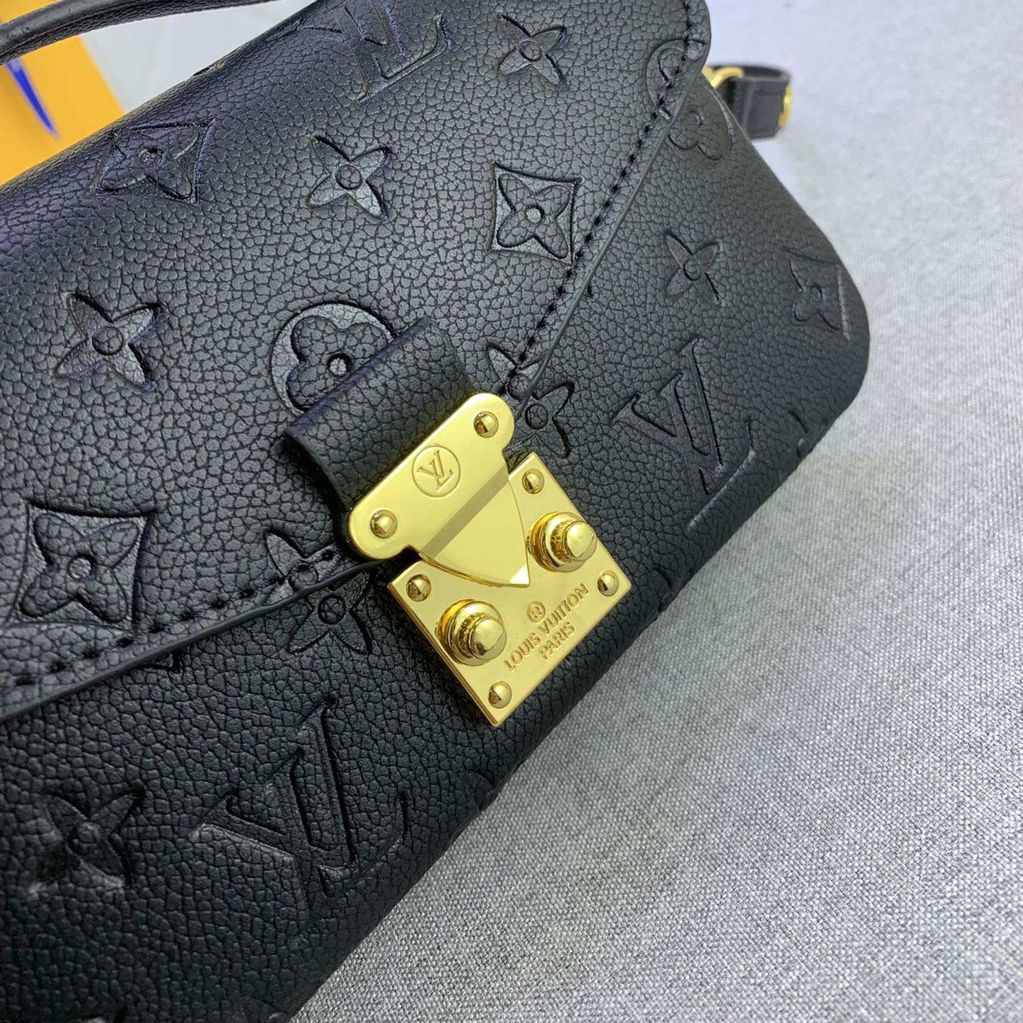 LV Designer Women's Shoulder Bag Luxury Bag Detachable And Adjustable Shoulder High Quality Leather Crossbody Fashion Printed Hand Bag