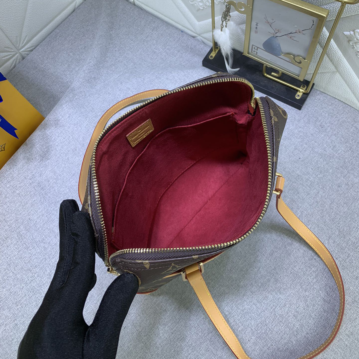 LV High Qualitys Women Bags Luxurys Handbags Ladies Designer Composite Bags Lady Clutch Bag Shoulder Tote Female Purse Wallet Hand Bag