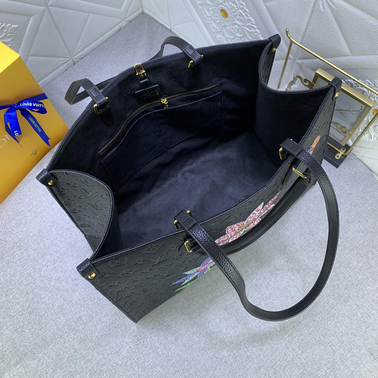 LV High Qualitys Women Handbag Equipped With Detachable And Adjustable Braided Leather Chain Strap For Easy Shoulder Or Crossbody Carrying Lady Clutch Shoulder Tote Female Purse Wallet Hand Bag